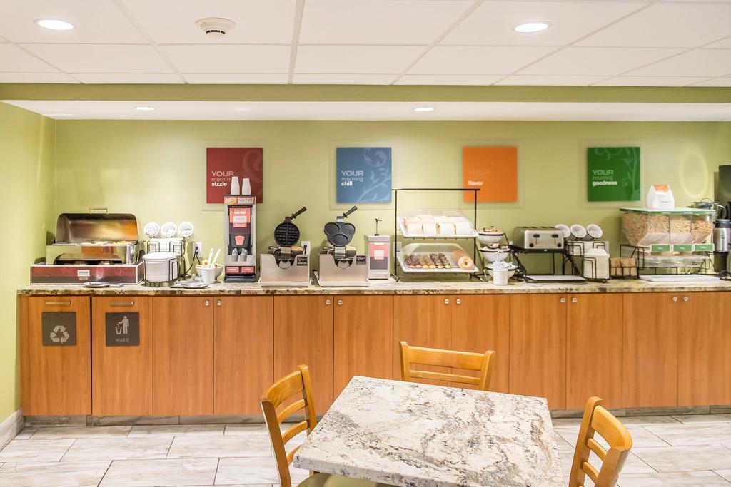 Comfort Inn Brockville Εξωτερικό φωτογραφία
