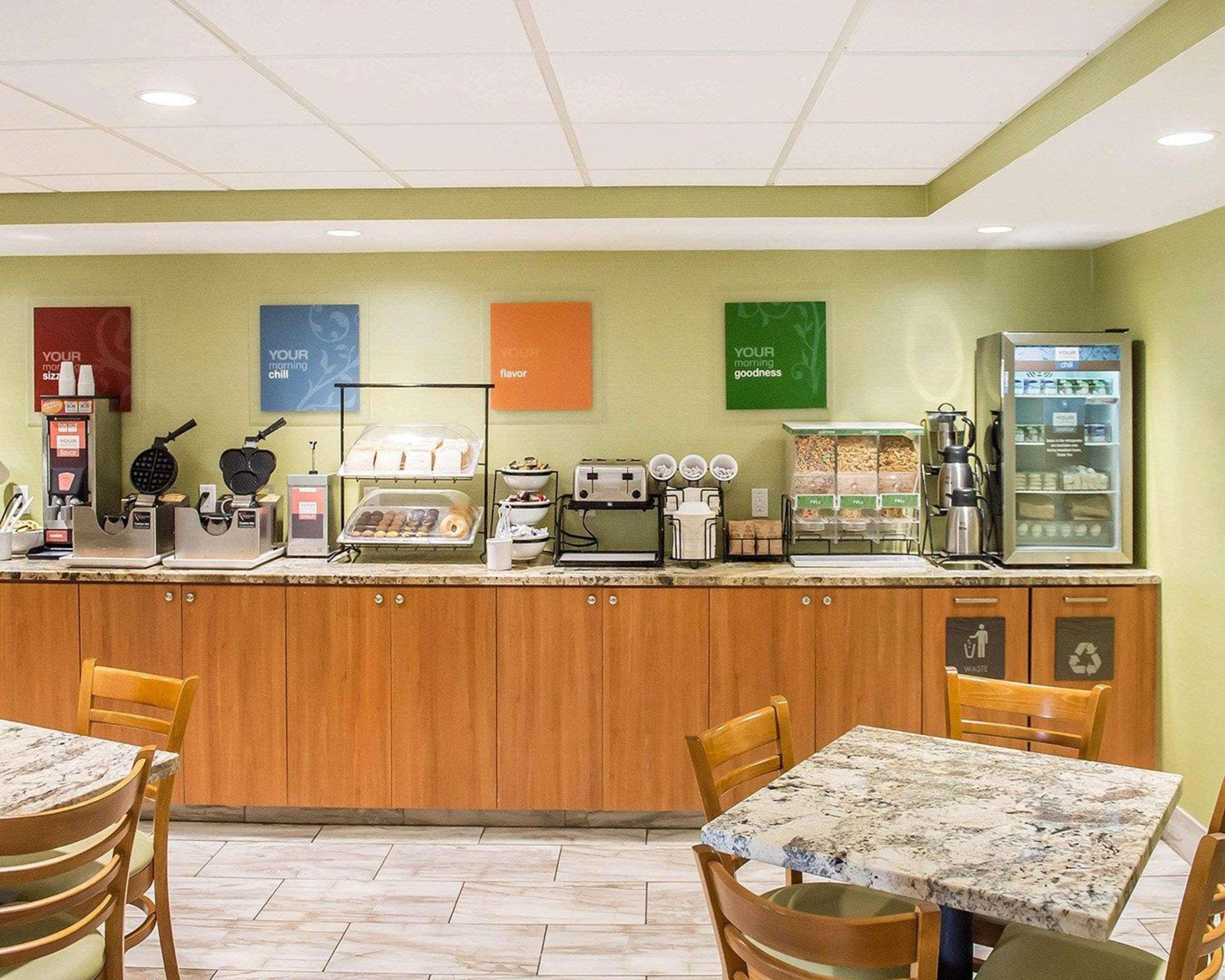 Comfort Inn Brockville Εξωτερικό φωτογραφία