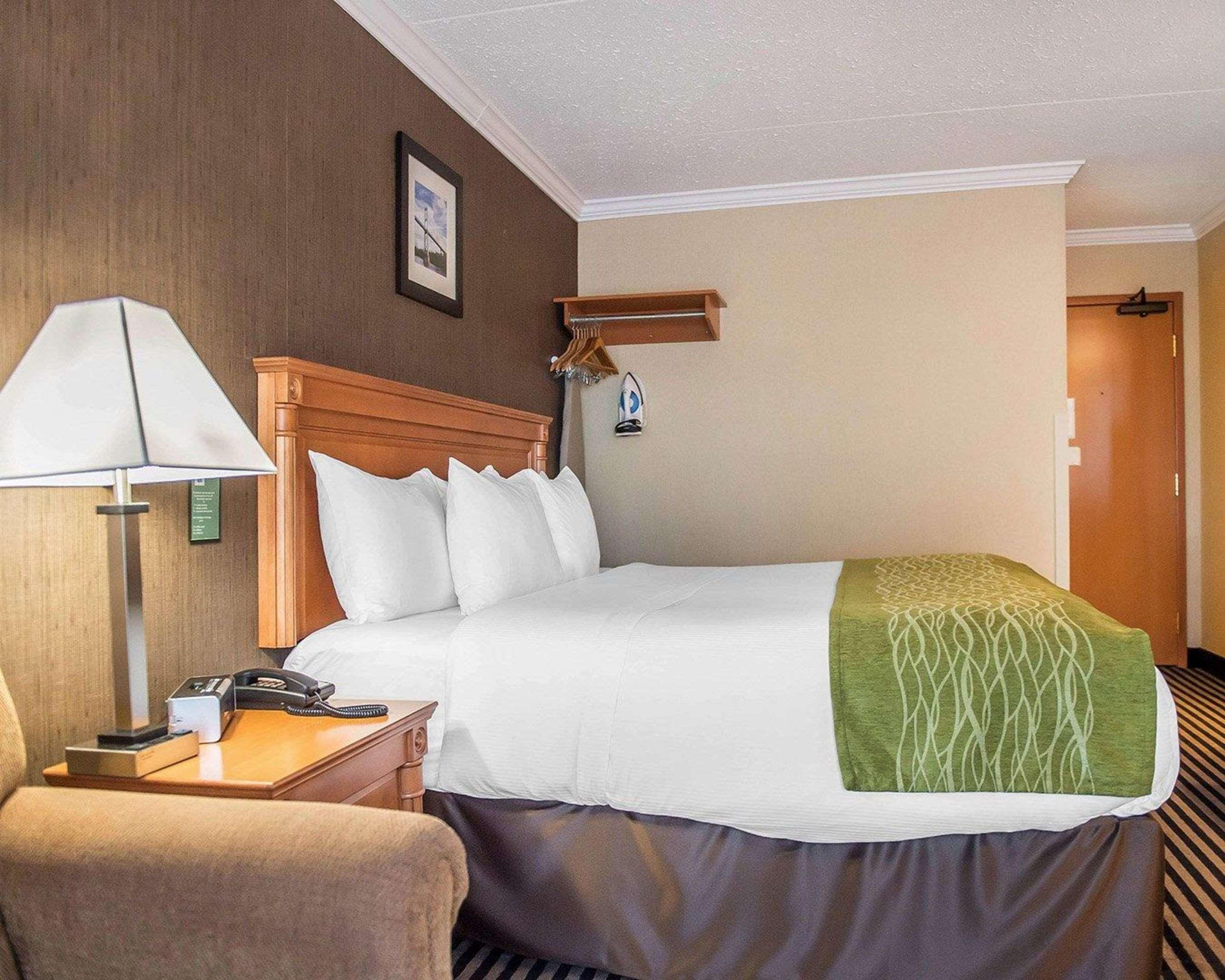 Comfort Inn Brockville Εξωτερικό φωτογραφία
